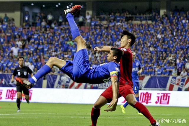 意甲-奥卡福尔奇克处子球 AC米兰3-1卡利亚里